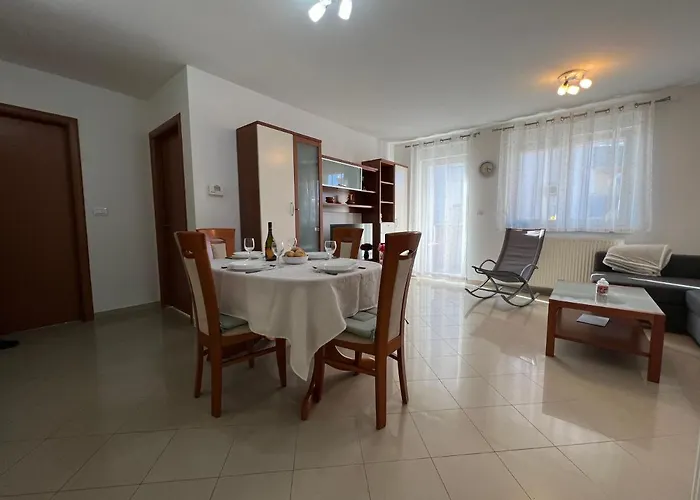 Apartman Ruza * Pola
